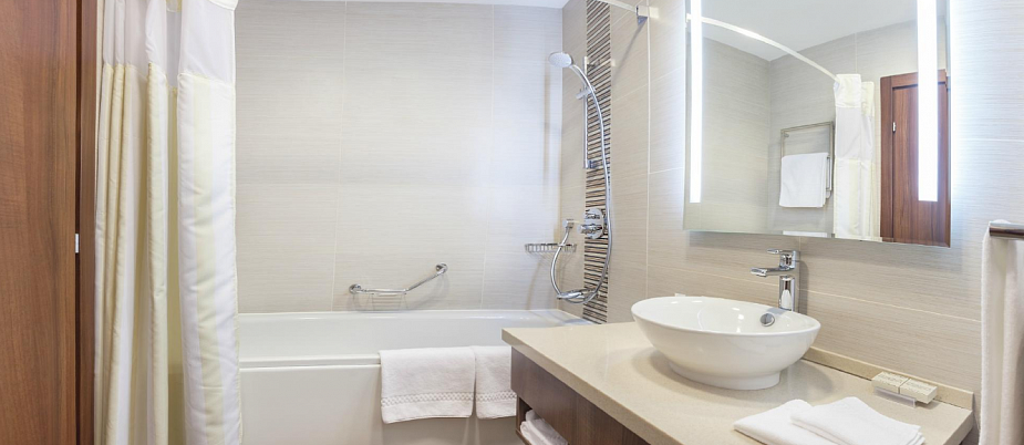 Бизнес отель "Hilton Garden Inn Astana" 4*